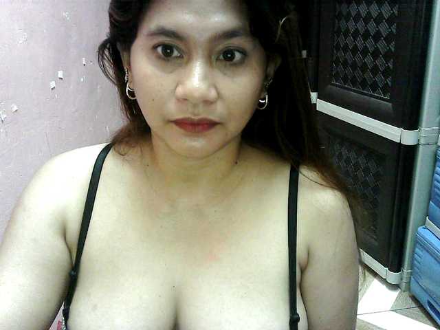 peenastyfame live cam on BongaCams