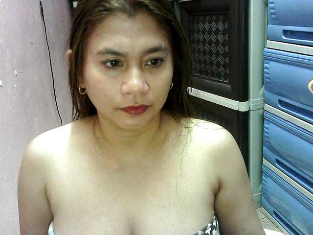 peenastyfame live cam on BongaCams