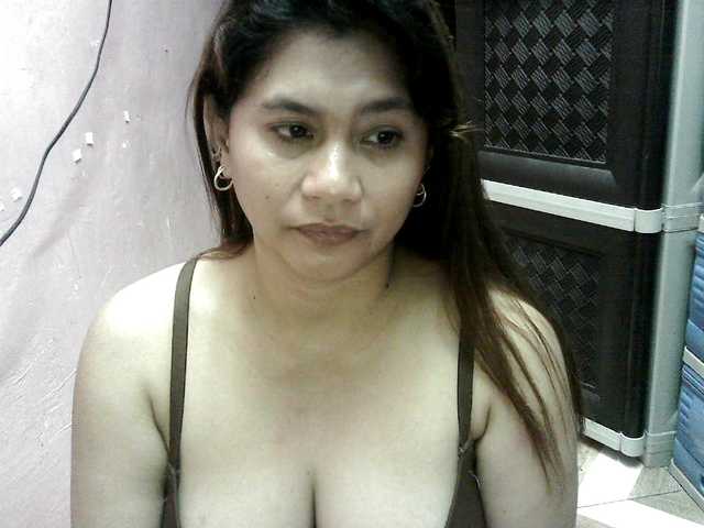 peenastyfame live cam on BongaCams