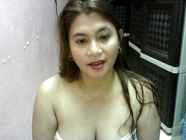 peenastyfame live cam on BongaCams