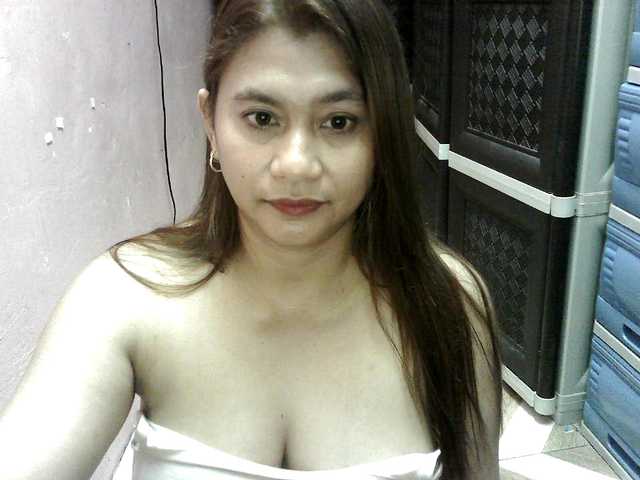 peenastyfame live cam on BongaCams