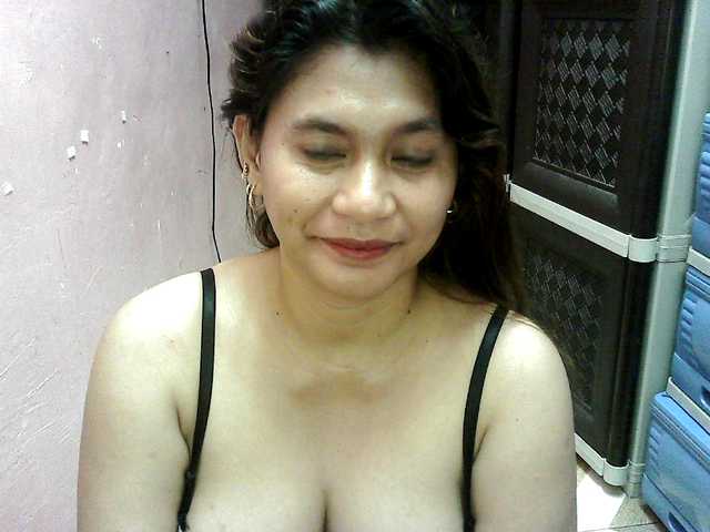 peenastyfame live cam on BongaCams