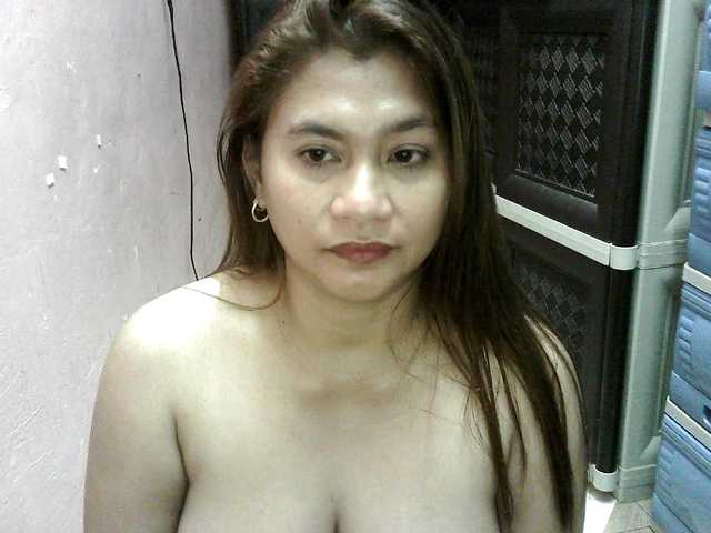 peenastyfame live cam preview