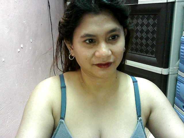 peenastyfame live cam on BongaCams