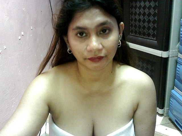 peenastyfame live cam on BongaCams