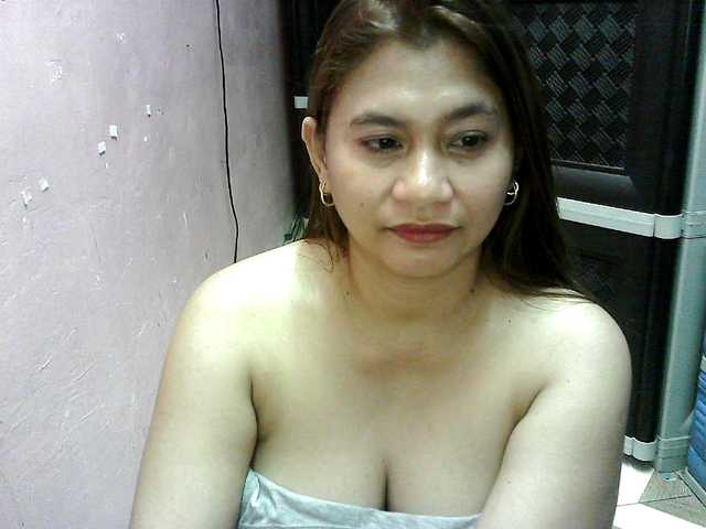 peenastyfame live cam on BongaCams