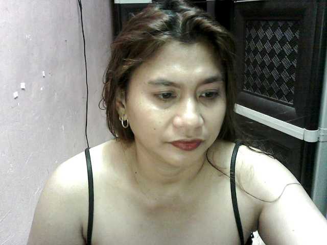 peenastyfame, live now on BongaCams