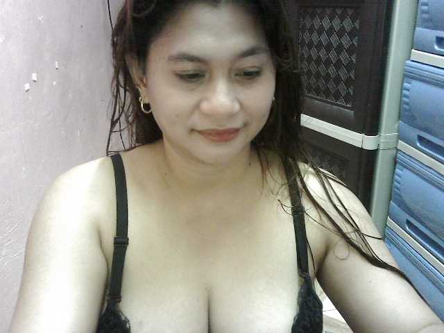 peenastyfame live cam on BongaCams