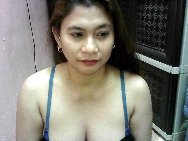 peenastyfame live cam on BongaCams