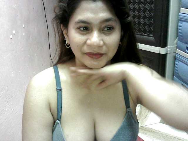 peenastyfame live cam on BongaCams