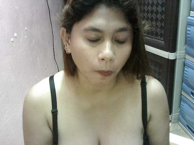 peenastyfame live cam on BongaCams