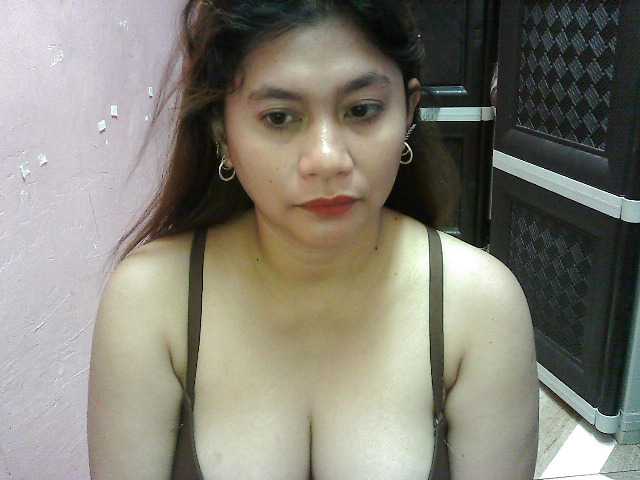 peenastyfame live cam on BongaCams