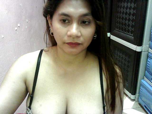 peenastyfame live cam on BongaCams