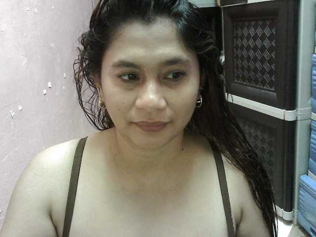 peenastyfame live cam on BongaCams