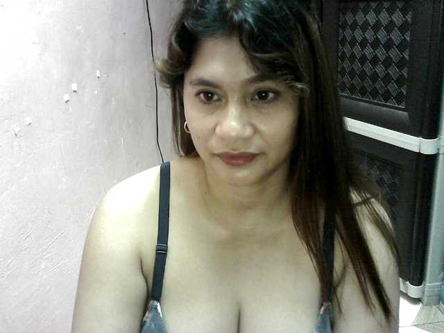 peenastyfame live cam on BongaCams