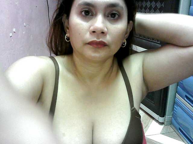 peenastyfame live cam on BongaCams