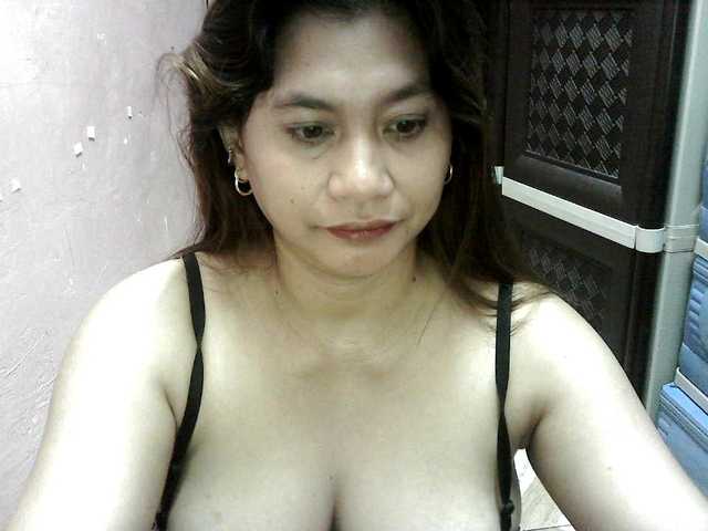 peenastyfame live cam on BongaCams