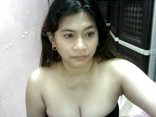 peenastyfame live cam on BongaCams