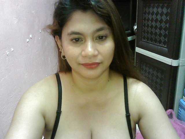 peenastyfame live cam on BongaCams