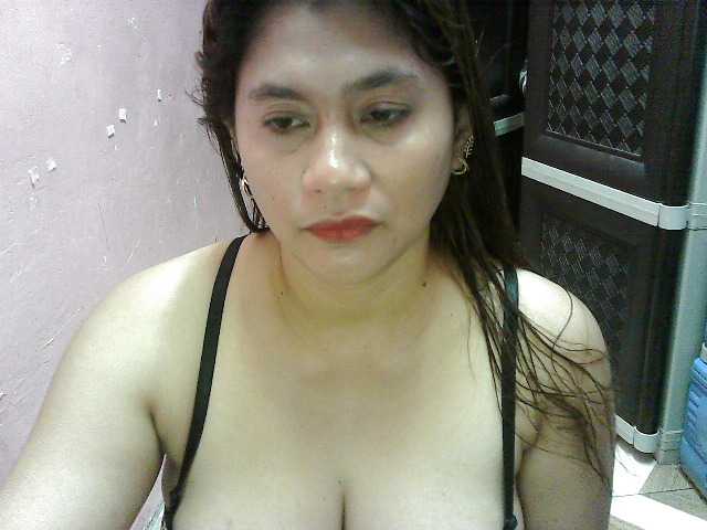 peenastyfame live cam on BongaCams