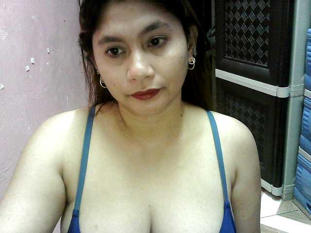 peenastyfame live cam on BongaCams