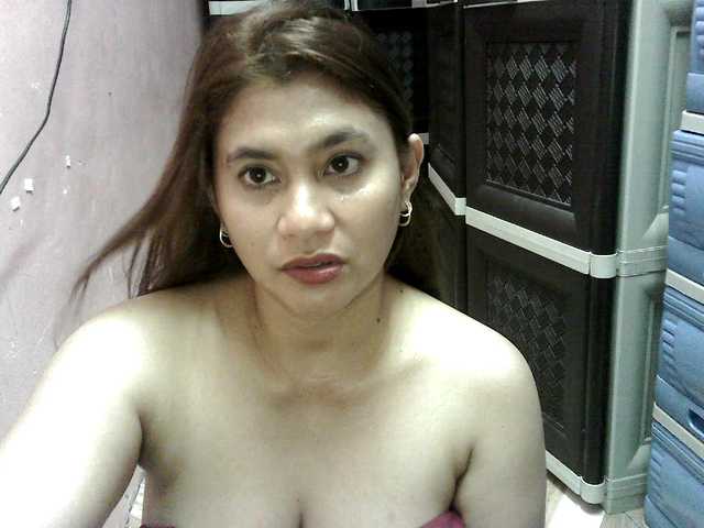peenastyfame live cam on BongaCams