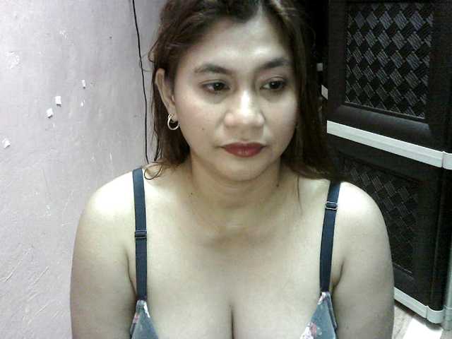 peenastyfame live cam on BongaCams