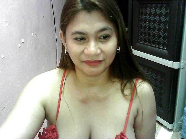 peenastyfame live cam on BongaCams