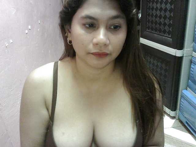 peenastyfame live cam on BongaCams