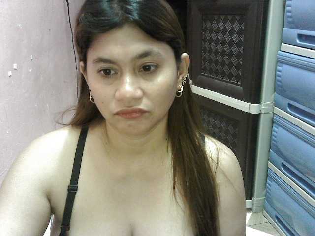 peenastyfame live cam on BongaCams