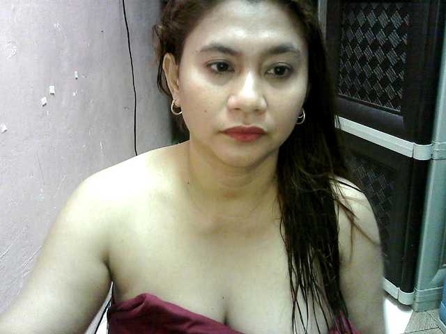 peenastyfame live cam on BongaCams