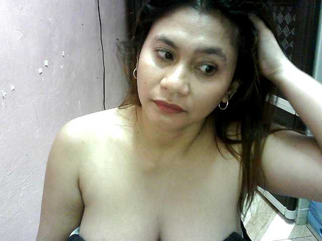 peenastyfame live cam on BongaCams