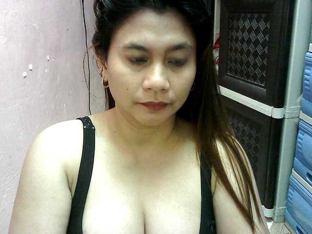 peenastyfame live cam on BongaCams