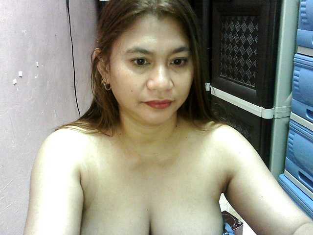 peenastyfame live cam on BongaCams