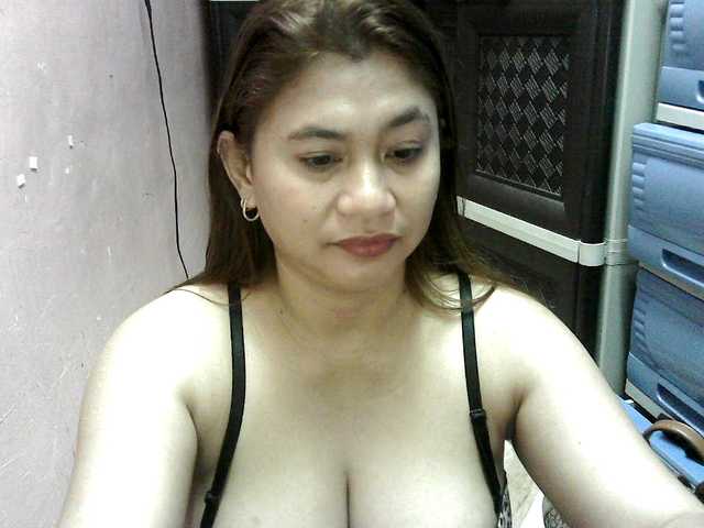 peenastyfame live cam on BongaCams