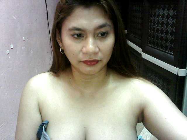 peenastyfame live cam on BongaCams