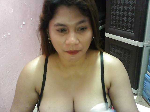 peenastyfame live cam on BongaCams