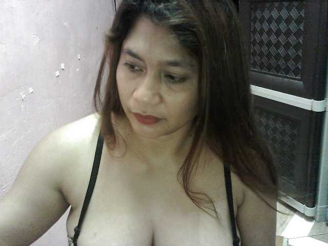 peenastyfame live cam on BongaCams
