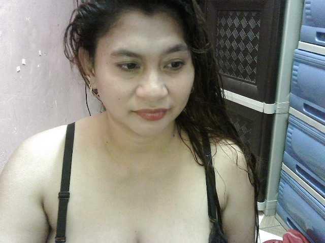 peenastyfame live cam on BongaCams