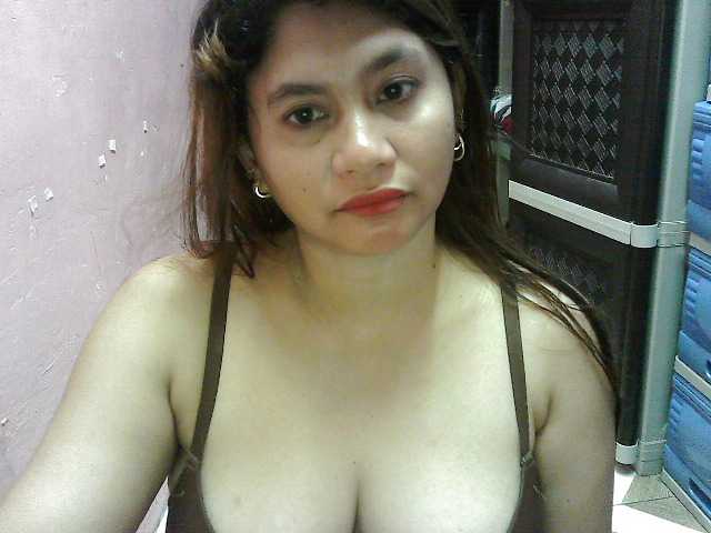peenastyfame live cam on BongaCams
