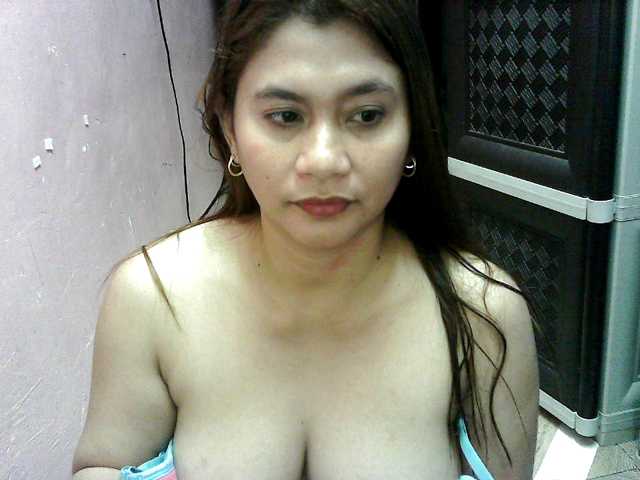 peenastyfame live cam on BongaCams