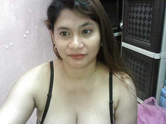 peenastyfame live cam on BongaCams
