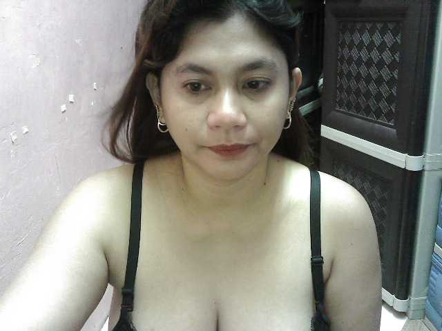 peenastyfame live cam on BongaCams
