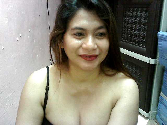 peenastyfame live cam on BongaCams