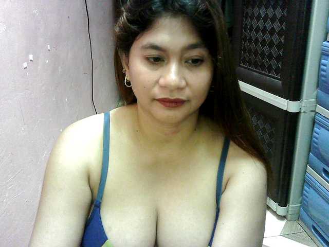 peenastyfame live cam on BongaCams