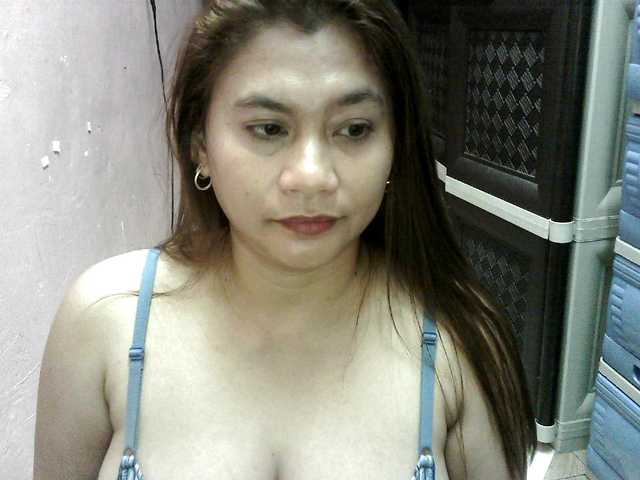 peenastyfame live cam on BongaCams