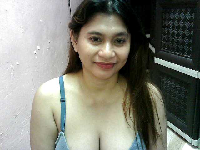 peenastyfame live cam on BongaCams