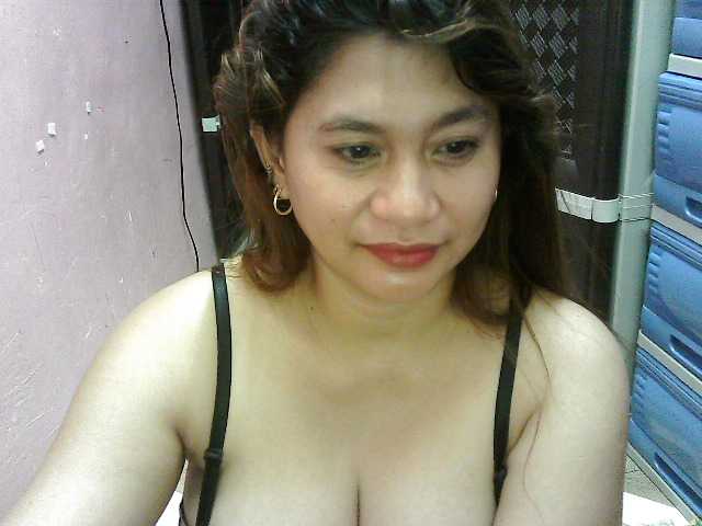 peenastyfame live cam on BongaCams
