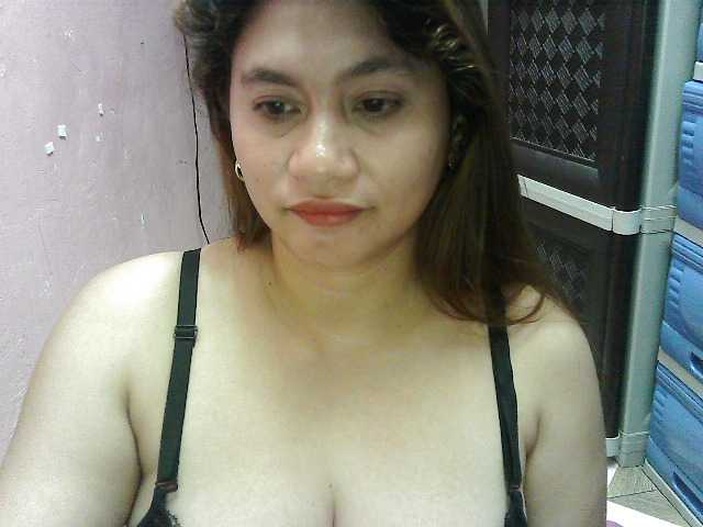 peenastyfame live cam on BongaCams