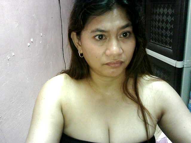 peenastyfame live cam on BongaCams